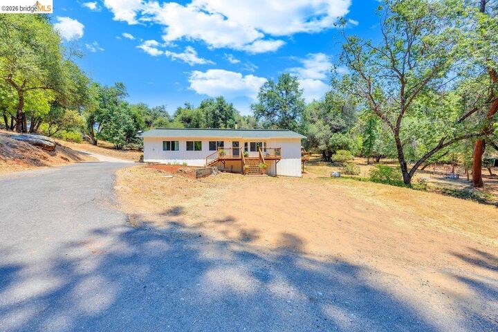 Property Photo: 15311 Curtis Cir CA 95370