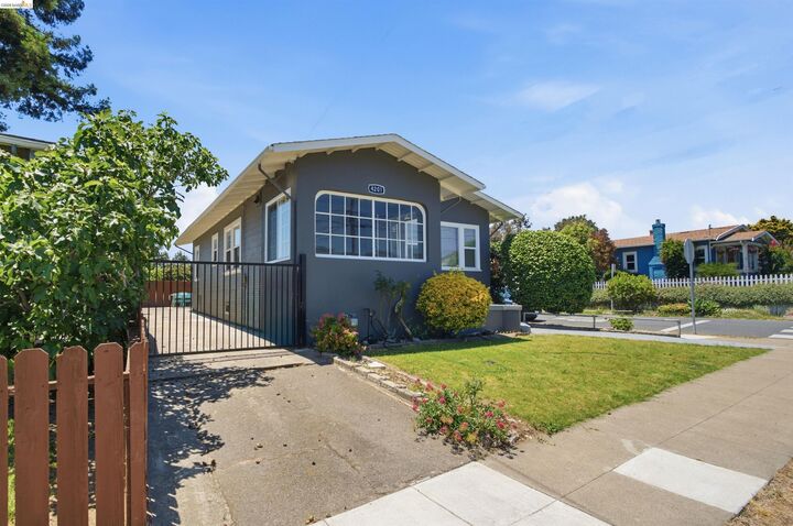 Property Photo:  4201 Redding Street  CA 94619 