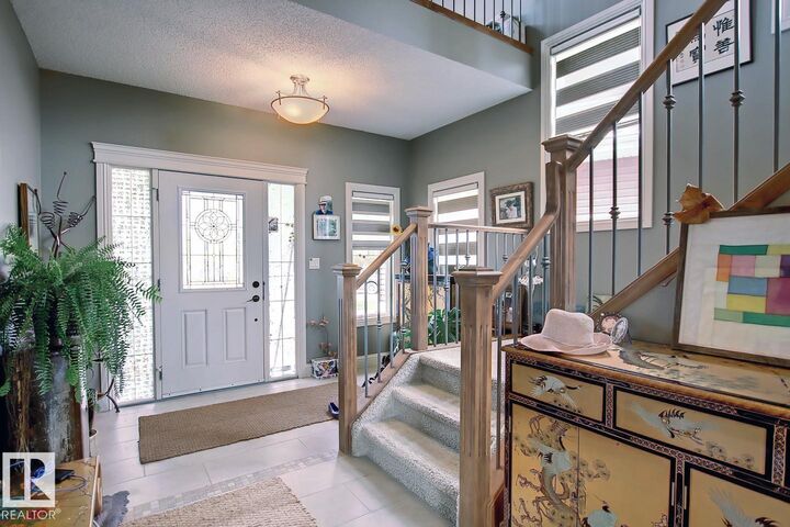 Property Photo:  6175 Stinson Way NW  AB T6R 0K3 