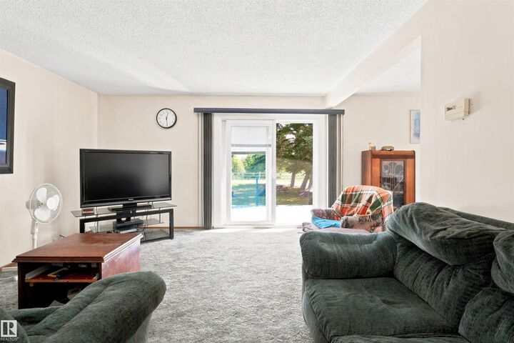 Property Photo:  53416 RR 100  AB T0E 2M0 