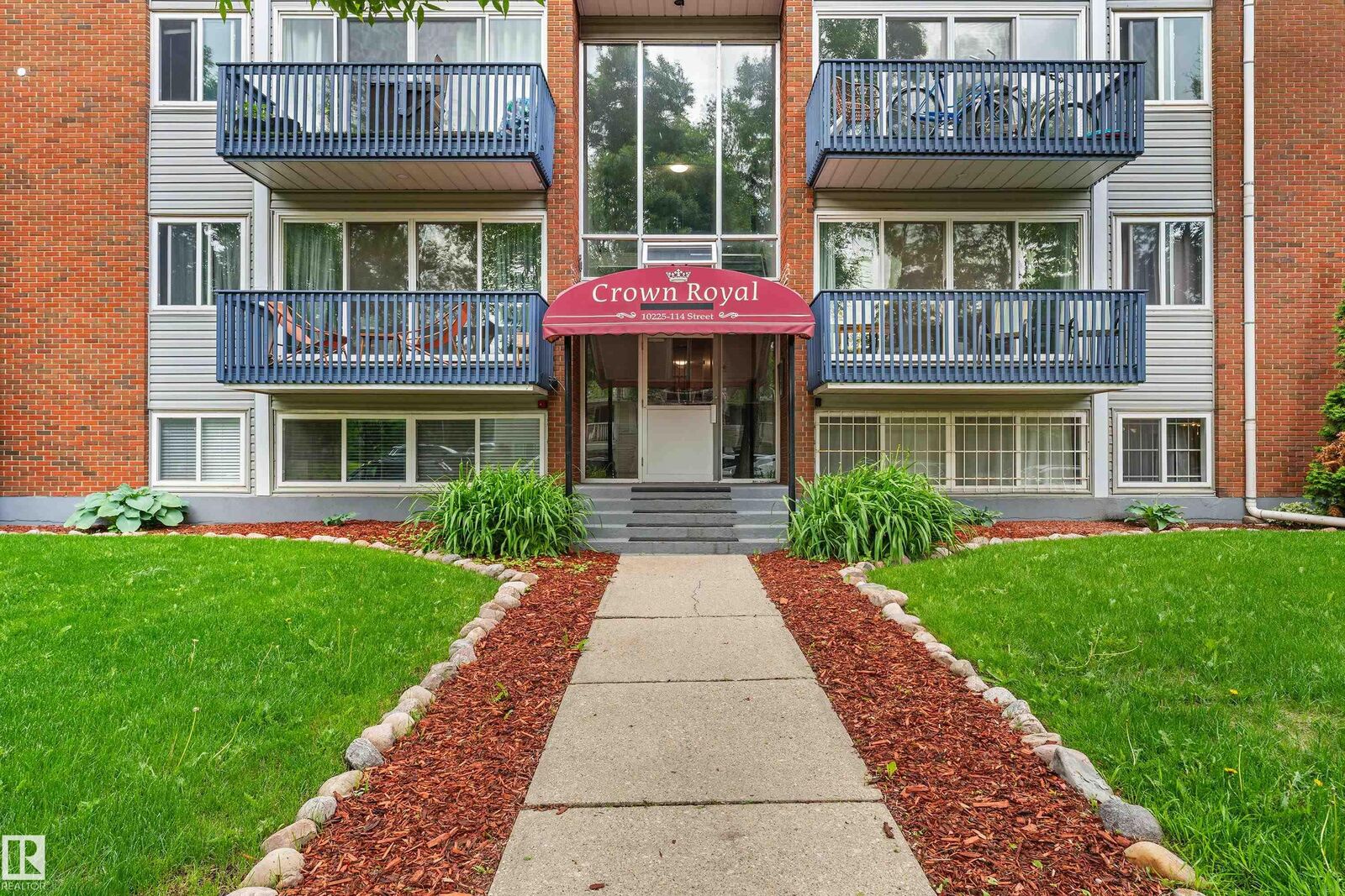 Property Photo: 10225 114 Street NW 102 AB T5K 1S1
