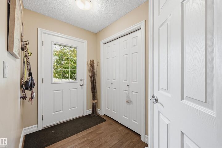 Property Photo: 5317 3 Avenue SW 11 AB T6X 0W7
