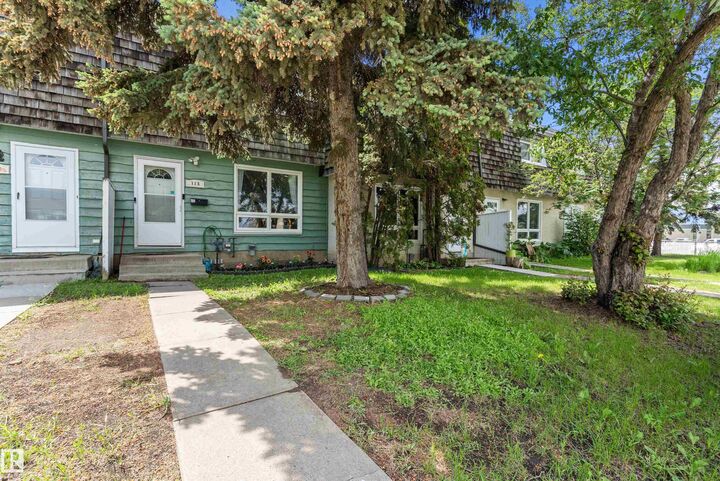 Property Photo: 113 Mayfair Mews Mews NW AB T5E 5R7