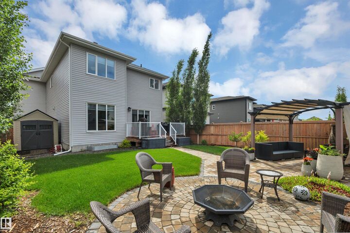 5426 66 Street — photo 1
