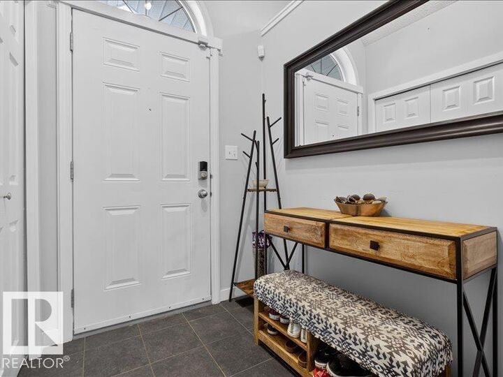 Property Photo:  4808 Terwillegar Common NW  AB T6R 3H7 