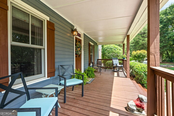 Property Photo: 425 Oak Grove Road GA 30607