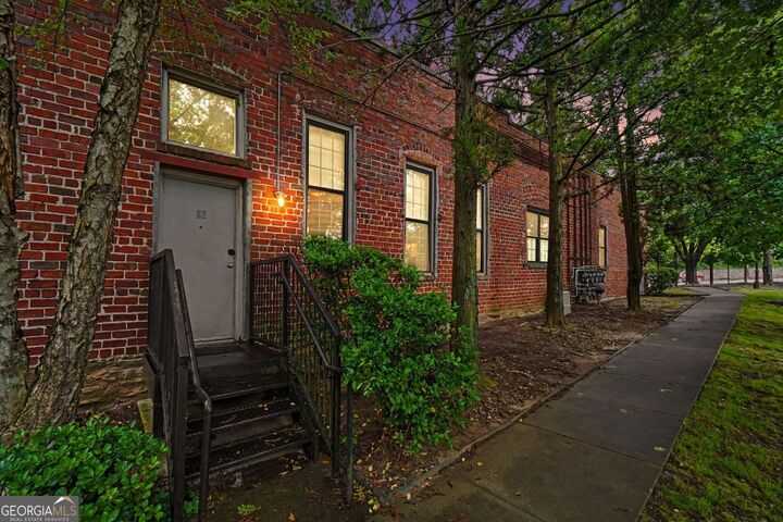 Property Photo:  644 Wells Street SW 2  GA 30310 