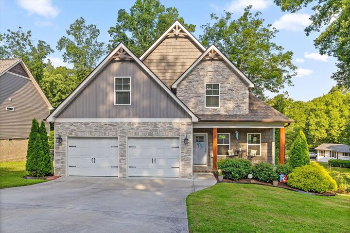 Property Photo:  359 Maple Way  GA 30736 