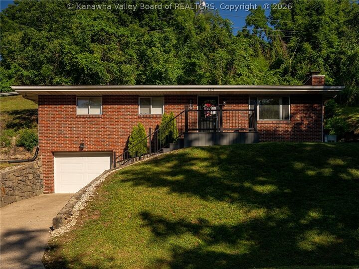 Property Photo:  2211 Larwood Drive  WV 25302 