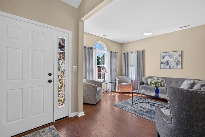 Property Photo: 6616 Blue Heather Court PA 18062