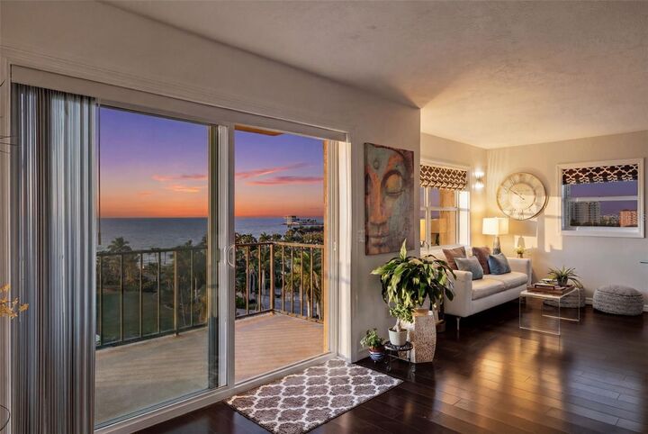 Property Photo: 1120 N Shore Drive NE 802 FL 33701