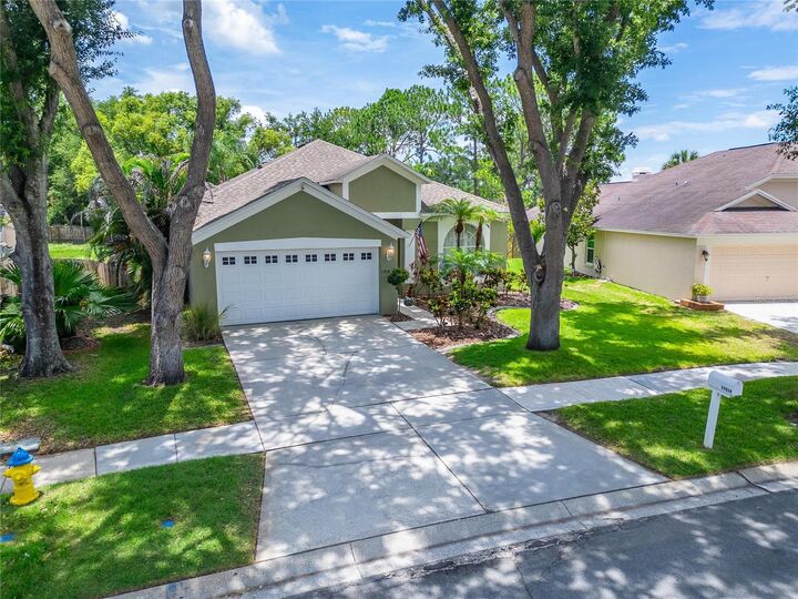 Property Photo:  11514 Wellman Drive  FL 33578 