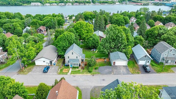 Property Photo:  606 W Calverley Avenue  MI 49931 