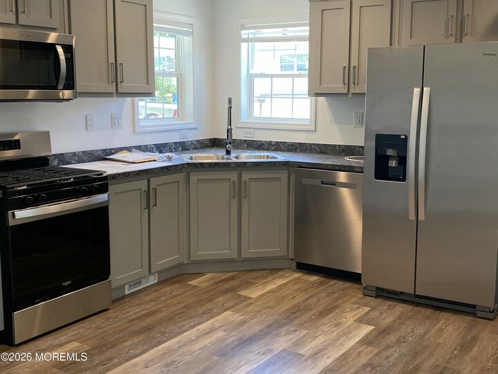 Property Photo:  17 Maple Tree Court  NJ 08050 