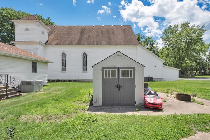 Property Photo: 219, 219 1/2 W. Main Street IL 60408
