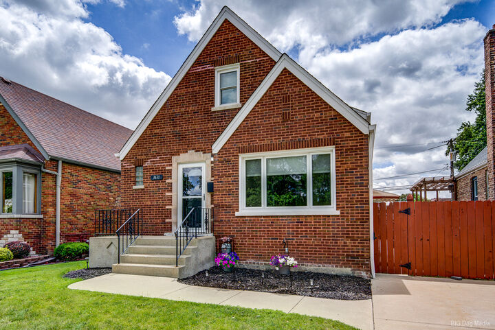 Property Photo:  3631 W 103rd Street  IL 60655 