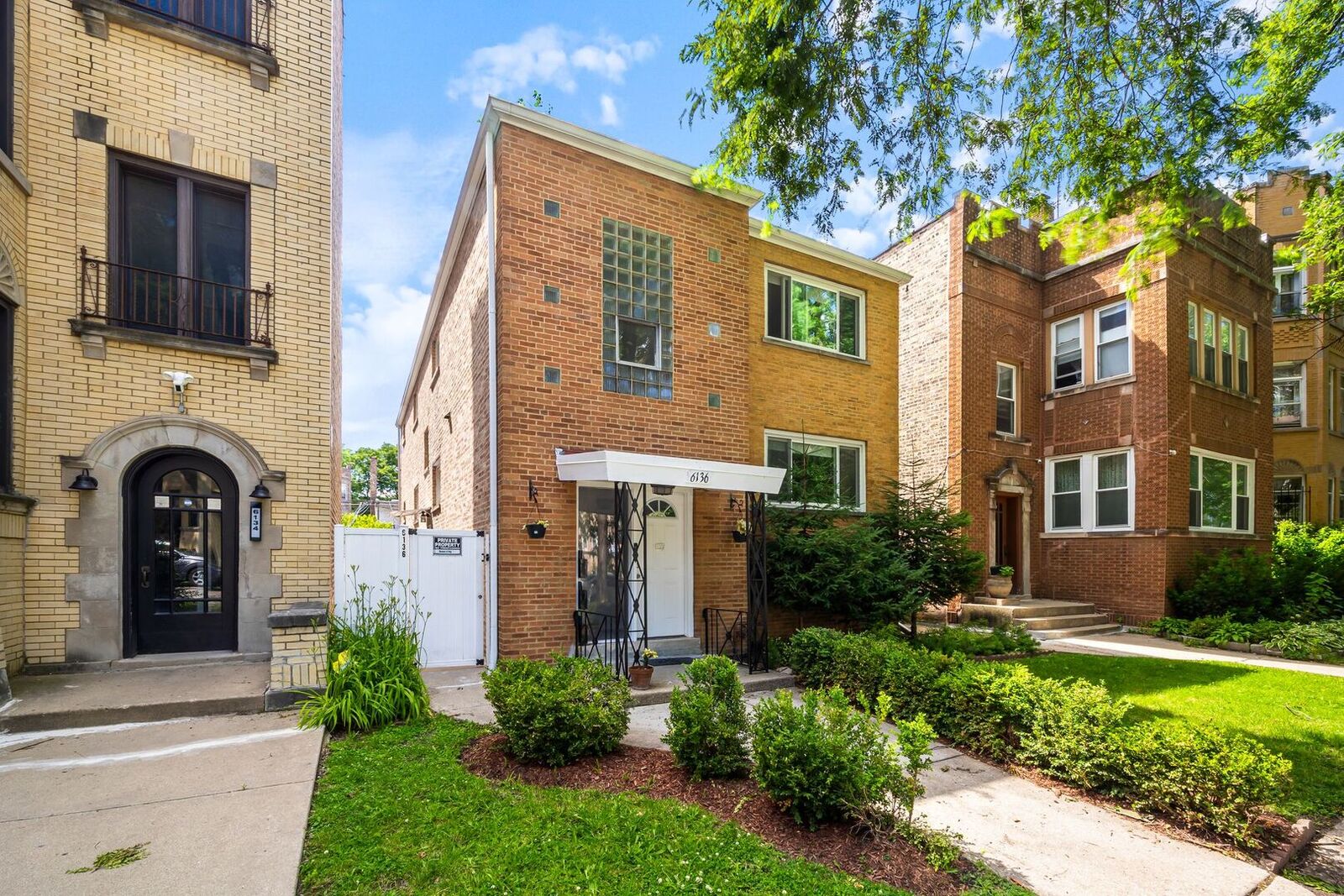 Property Photo: 6136 N Talman Avenue IL 60659