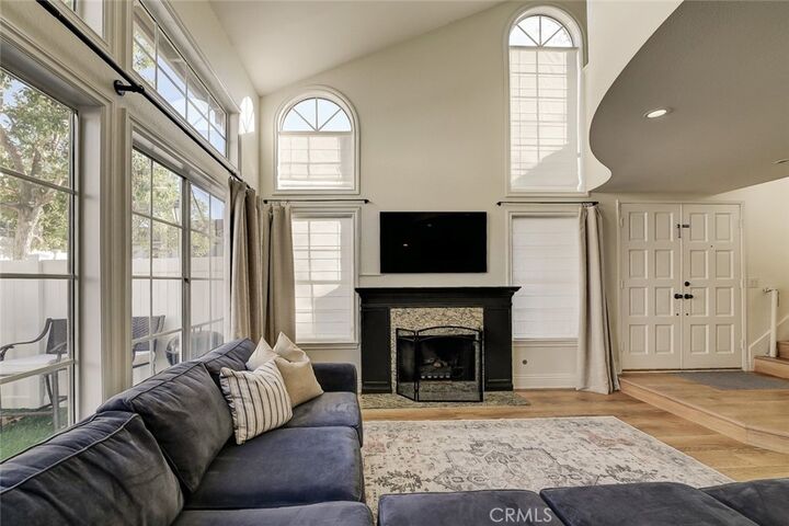 Property Photo: 10 Buttercup CA 92688
