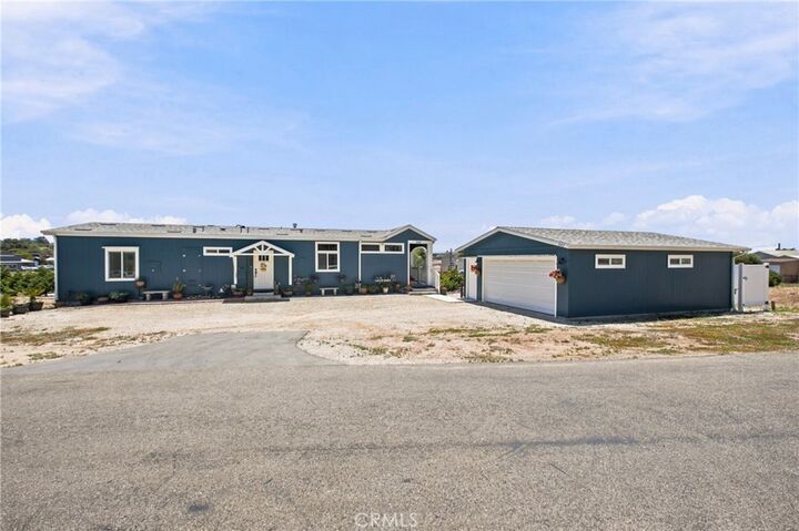 Property Photo:  542 Tilhisa  CA 93420 