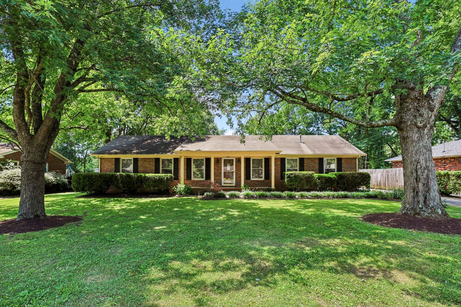 Property Photo:  1419 Avon Rd  TN 37129 