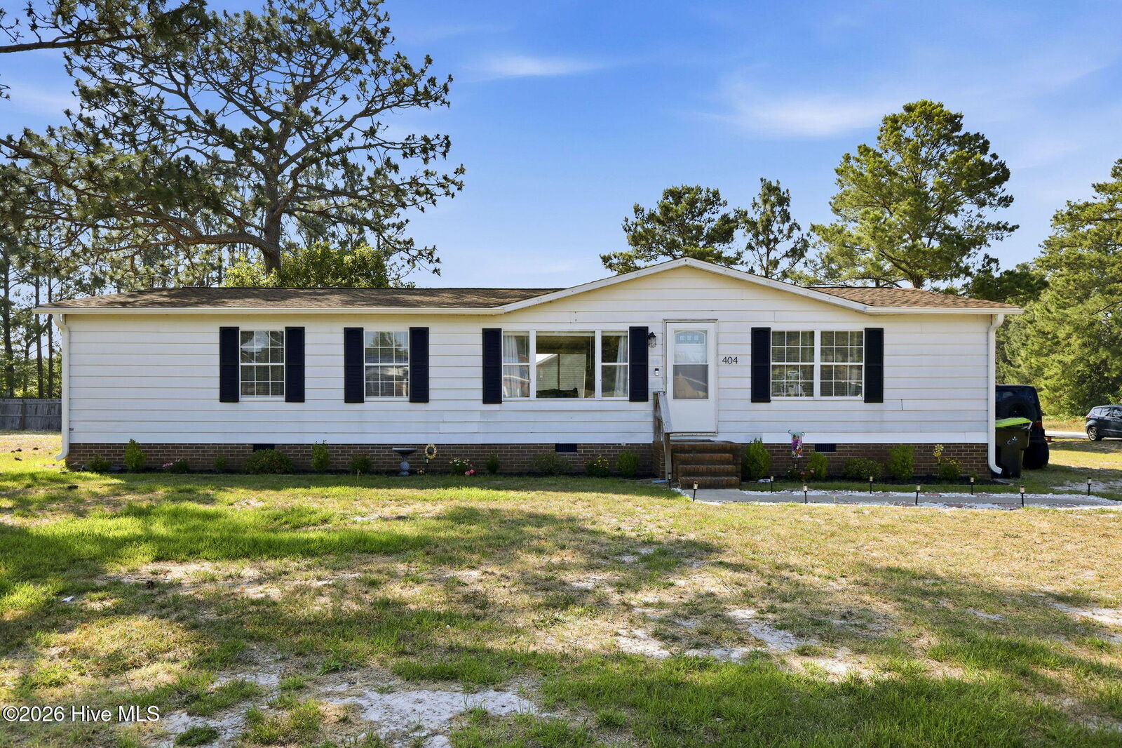 Property Photo:  404 Oregon Trail  NC 28539 