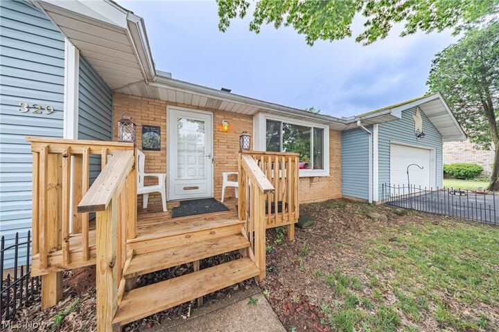 Property Photo: 329 Wakefield Drive WV 26181