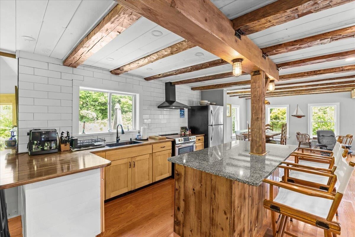 Property Photo: 488 Beach Road VT 05661
