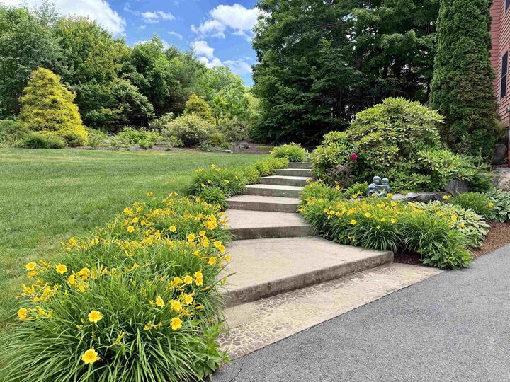 Property Photo:  40 Lakewood Drive  NH 03810 