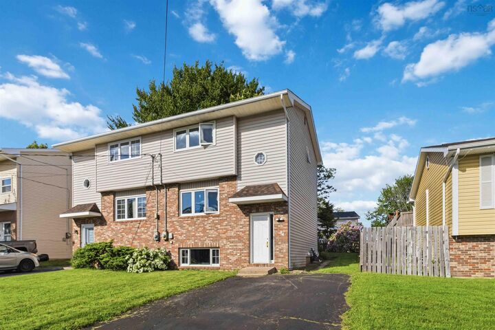 Property Photo:  54 Silistria Drive  NS B2W 5V7 