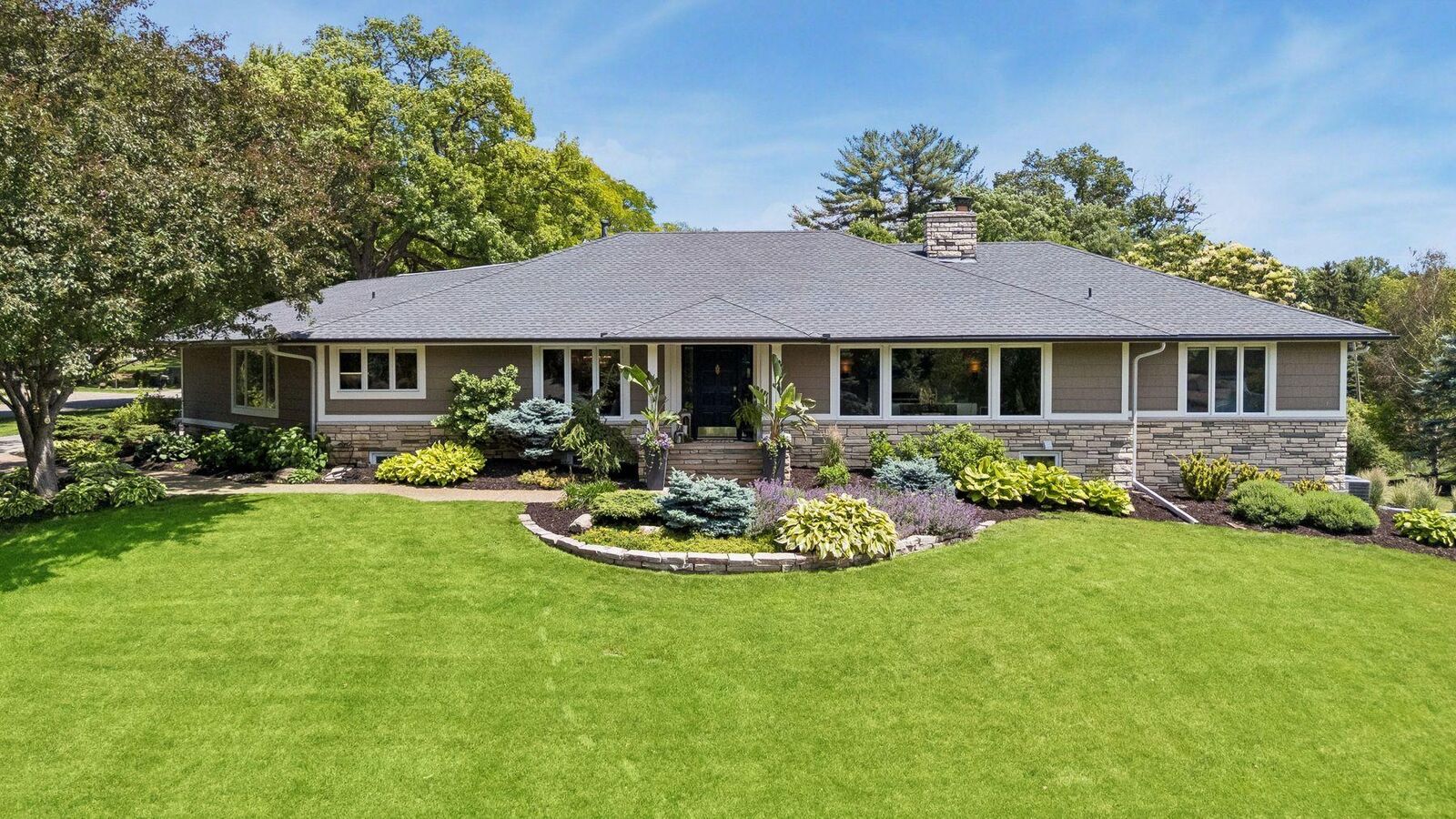 Property Photo:  6641 Parkwood Road  MN 55436 