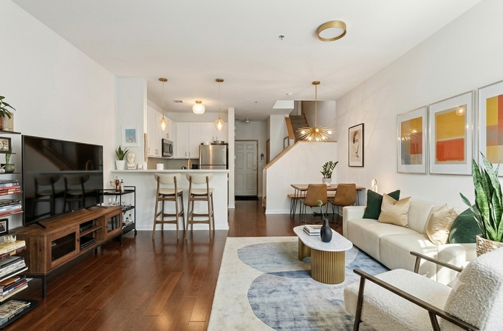 Property Photo:  615 N 1st Street 115  MN 55401 
