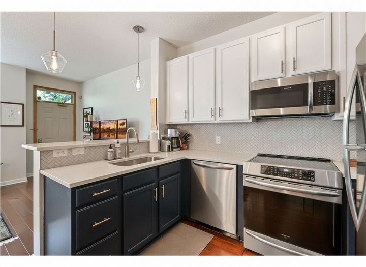 Property Photo:  615 N 1st Street 115  MN 55401 