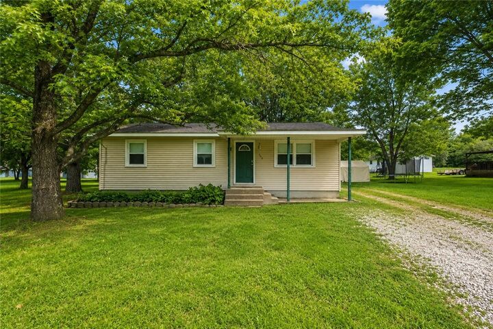 Property Photo: 362 S Napier Avenue AR 72701