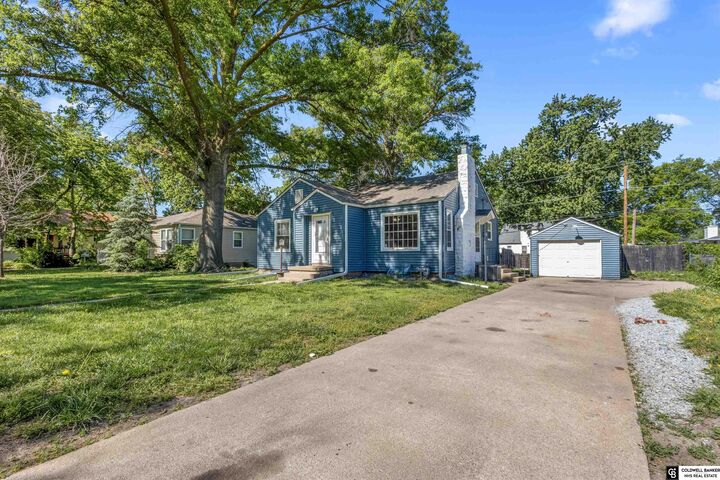 Property Photo:  1015 N 13th Street  NE 68310 
