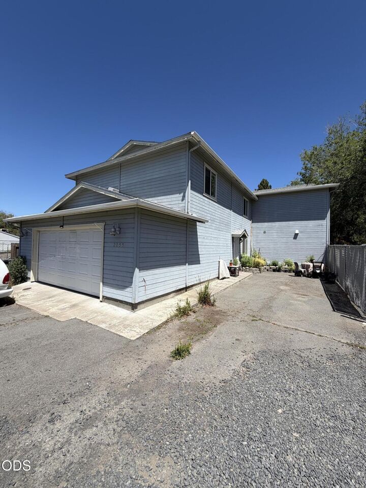 Property Photo:  2055 Oregon Avenue  OR 97601 