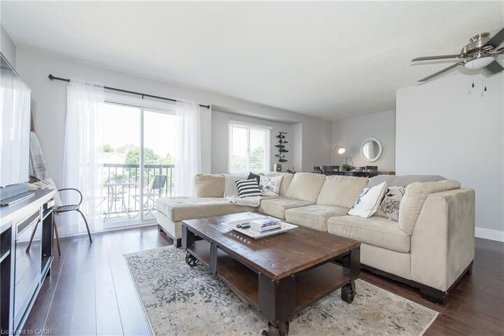 Property Photo: 271 Eiwo Court 304 ON N2K 2M8