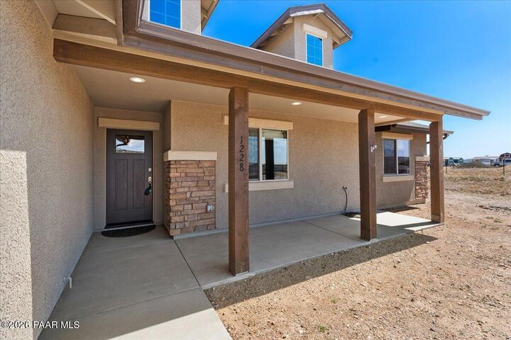 Property Photo:  1228 W Tatanka Circle  AZ 86323 