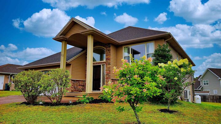Property Photo:  15 Larkspur Street  PE C1B 0H4 