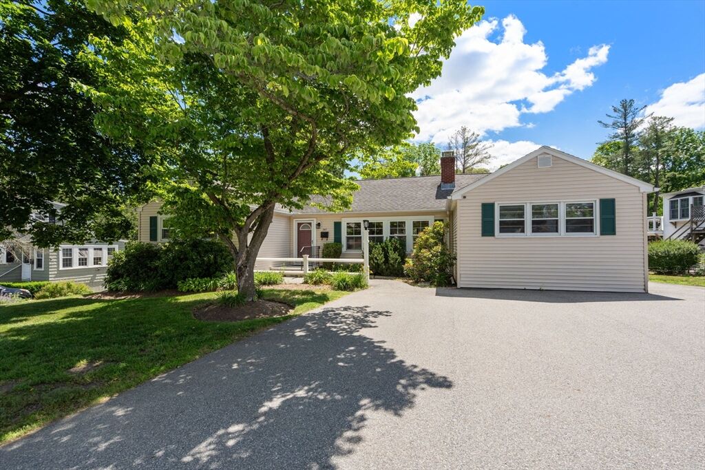 Property Photo:  247 Osgood Street  MA 01845 