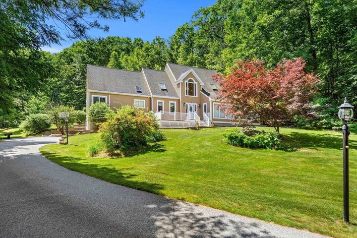 Property Photo:  9 Abby Road  MA 01886 