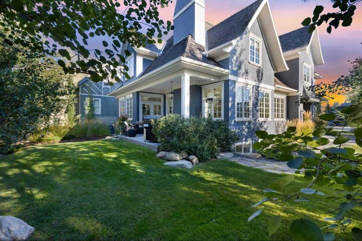 Property Photo: 203 Elbow Ridge Haven SW AB T3Z 3T4