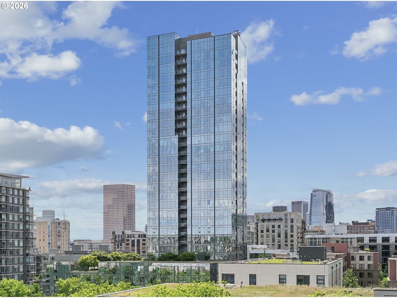 Property Photo:  1075 NW Northrup St 515  OR 97209 