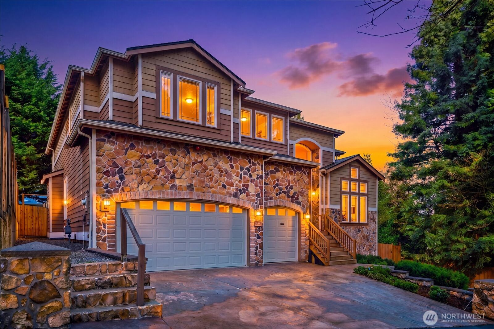 Property Photo:  18638  92nd Avenue NE  WA 98011 