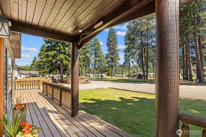 Property Photo: 812 Madison Avenue WA 98943