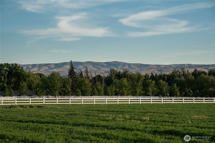 Property Photo:  3 B  Look Road  WA 98926 