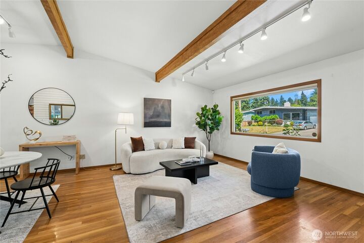 Property Photo:  5221  120th Avenue SE  WA 98006 