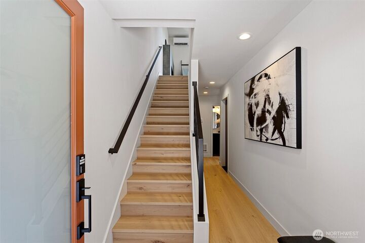 Property Photo: 4428 Dayton Avenue N WA 98103