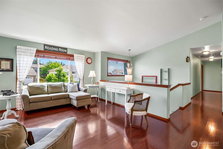 Property Photo: 1026 Alger Place WA 98290