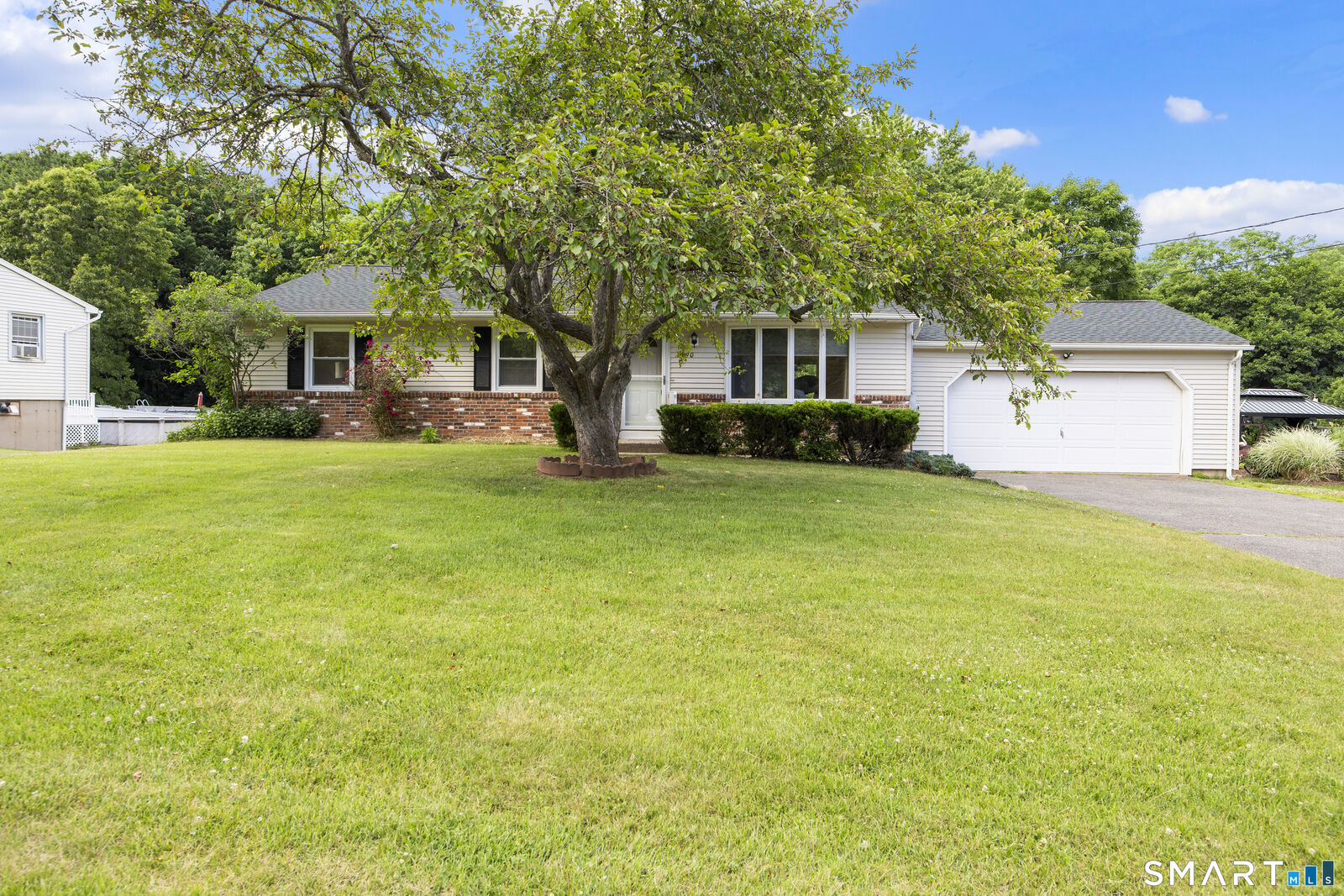Property Photo: 1090 Notch Road CT 06410