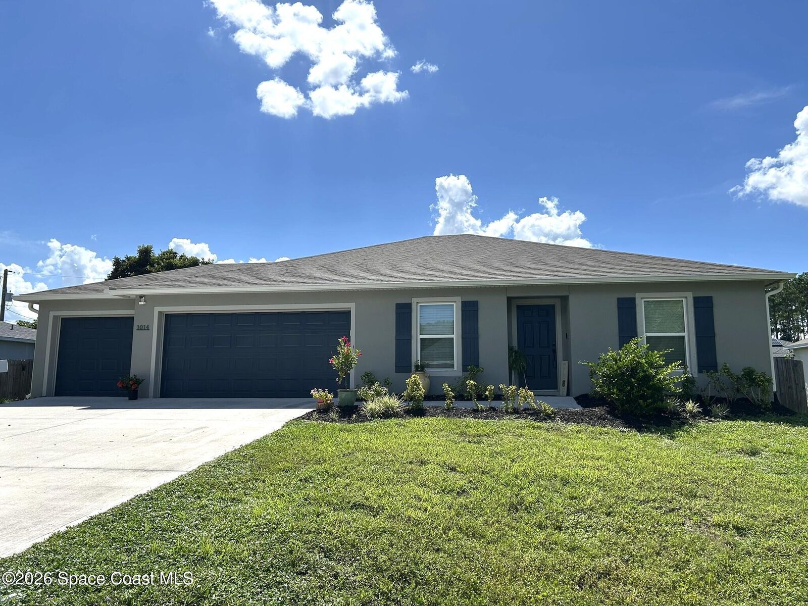 Property Photo:  1014 Hammacher Avenue SW  FL 32908 